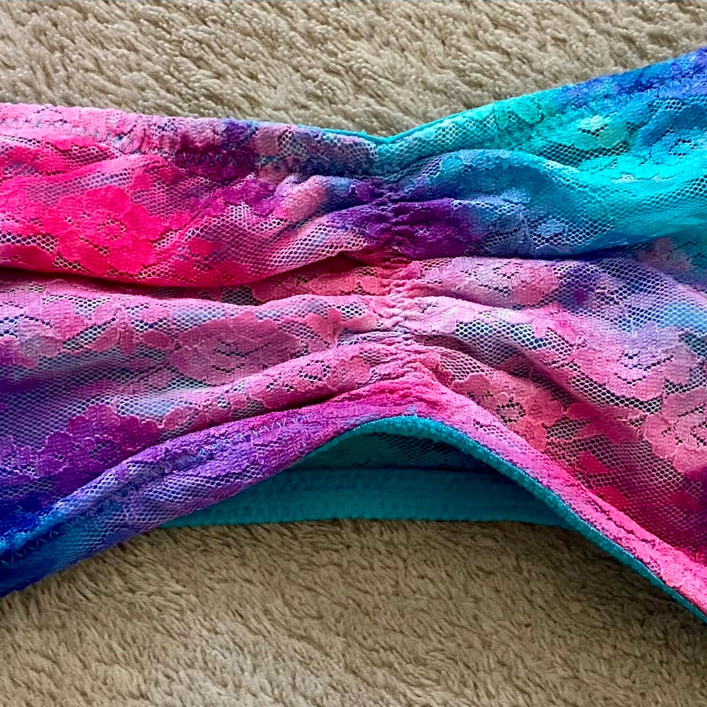 NEW VS PINK Vibrant Lace Bandeau Top